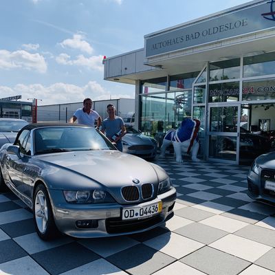 Bild vergrößern: Lieber Herr B., viel Freude mit dem BMW Z3!