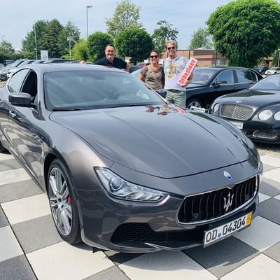 Bild vergrößern: Auch dieser Maserati fährt zweihundertzehn...